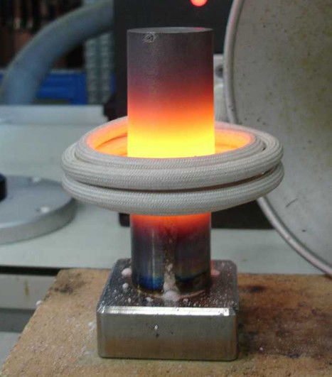 Soluzione di riscaldamento ad induzione bobina Igbt riscaldatori ad induzione riscaldatore efficiente 380v Voltaggio